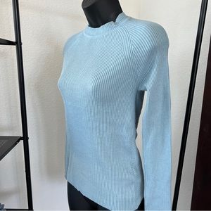 Twist back pullover sweater
